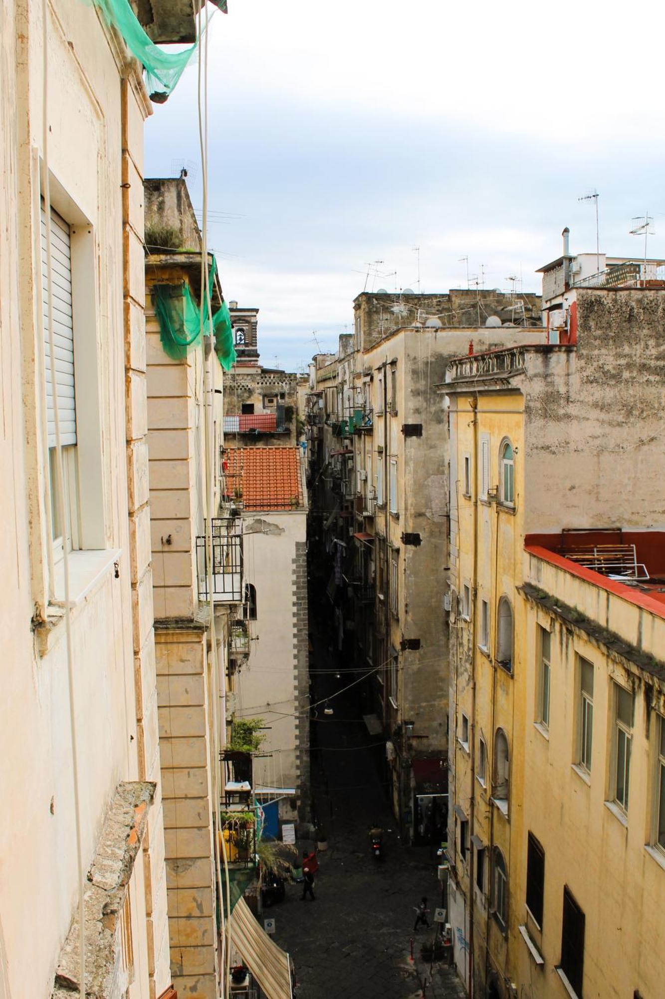 Blackwoody Contemporary Rooms - Napoli Centro Storico Екстер'єр фото