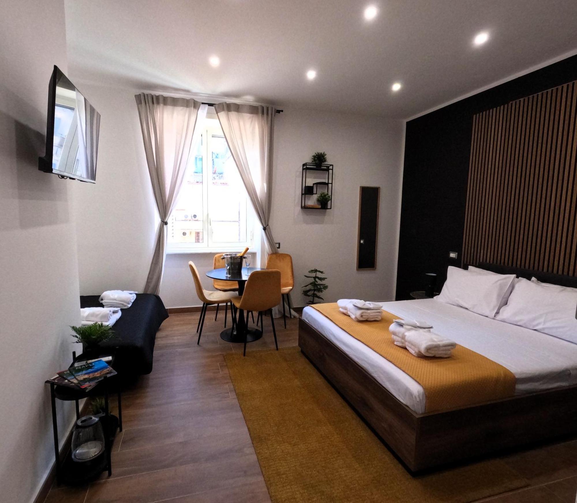 Blackwoody Contemporary Rooms - Napoli Centro Storico Екстер'єр фото